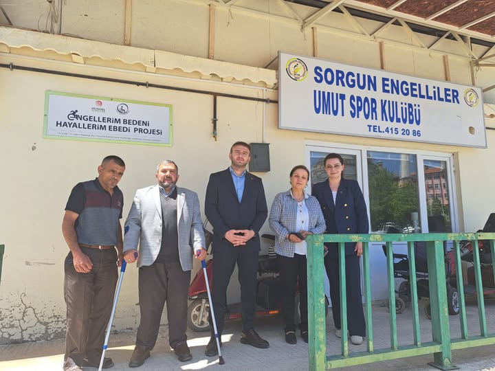 Sorgun Umut Engelliler Derneği ve Spor Kulübüne Anlamlı Ziyaret