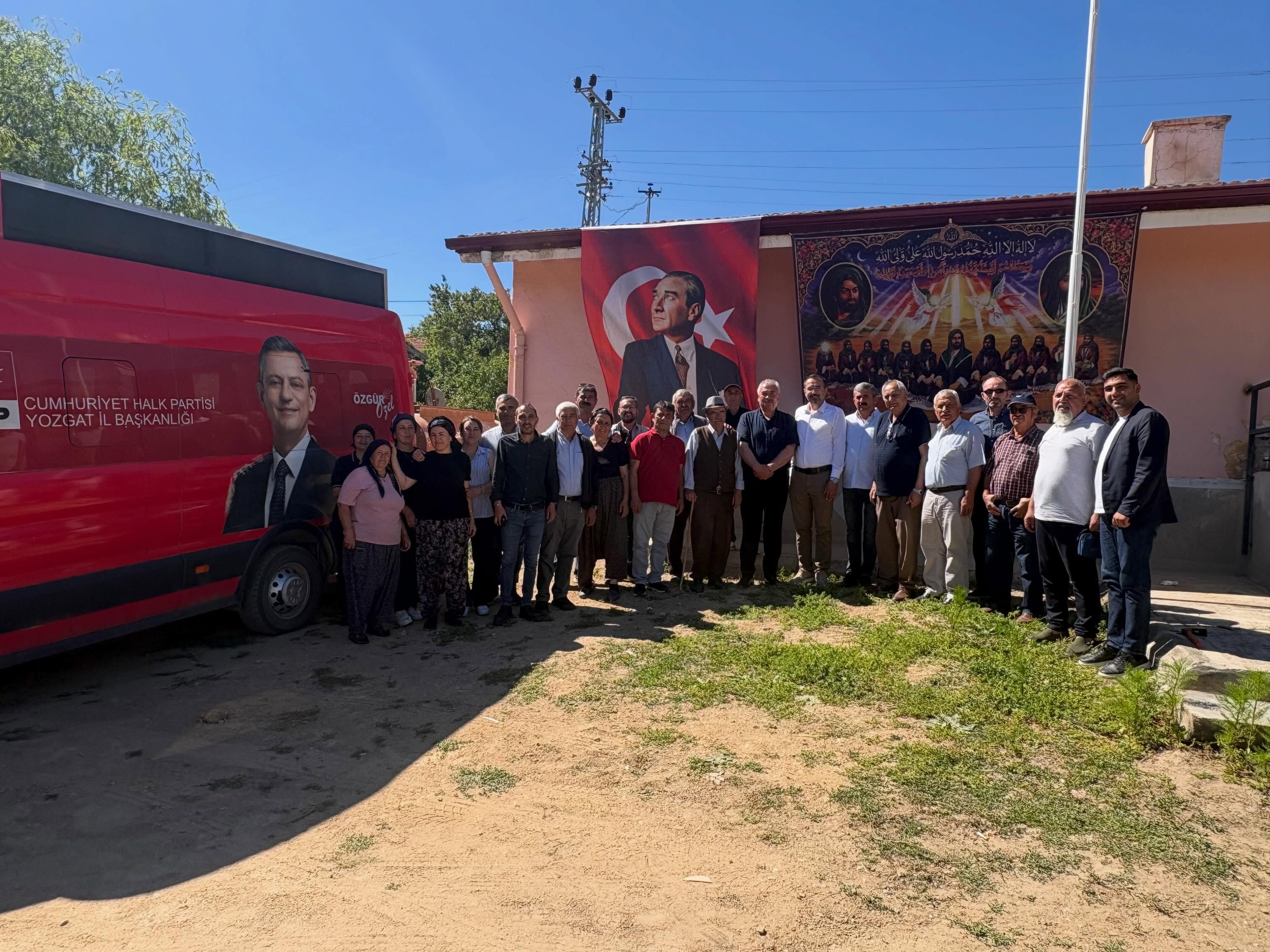 CHP Teşkilatı Çamurlu ve Sarınınören’de Aşure Programına Katıldı