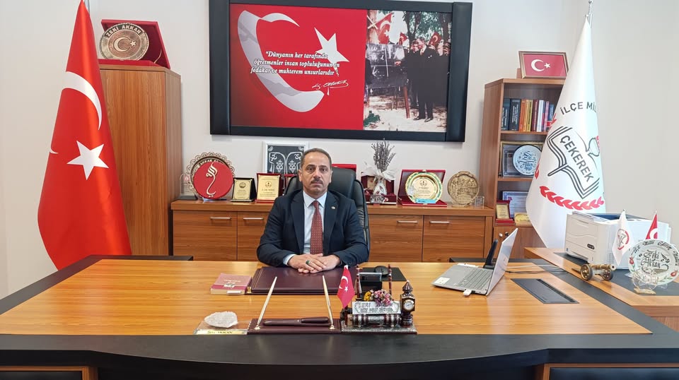 Çekerek İlçe Milli Eğitim Müdürü Zeki Akkan’dan Karne ve Tatil Mesajı