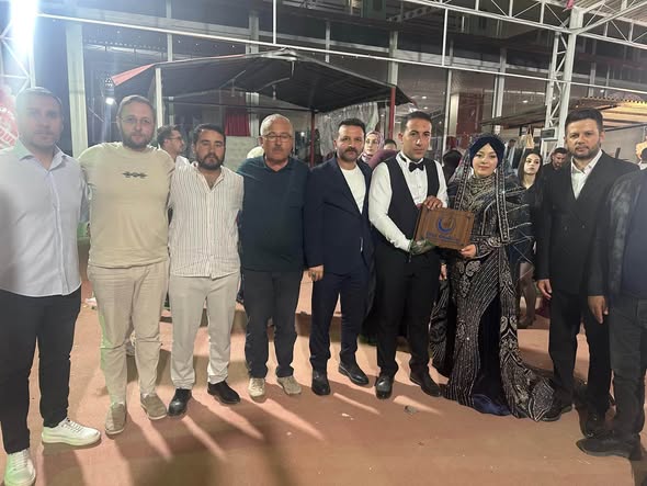 Fatih Akgül Genç Çifti Yalnız Bırakmadı