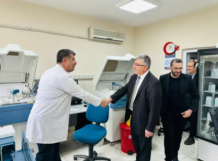 Yozgat’ta Laboratuvar Çalışanlarına Anlamlı Ziyaret