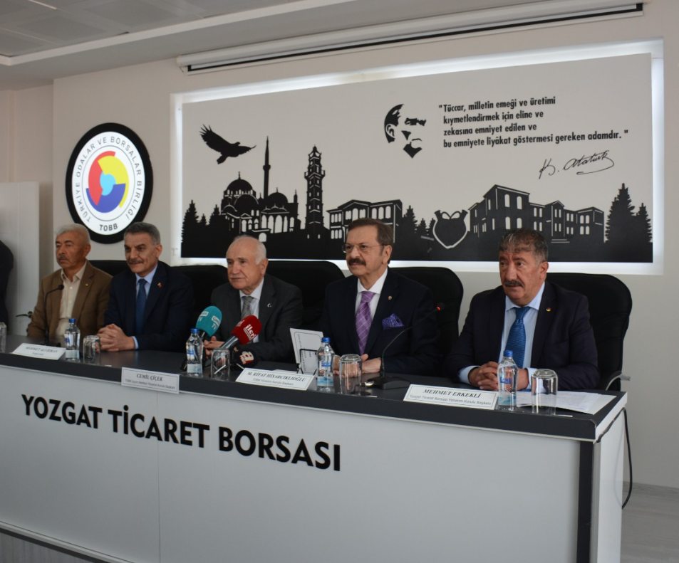 Yozgat’ta Ekonomi Zirvesi: Hisarcıklıoğlu’ndan Kritik Değerlendirmeler