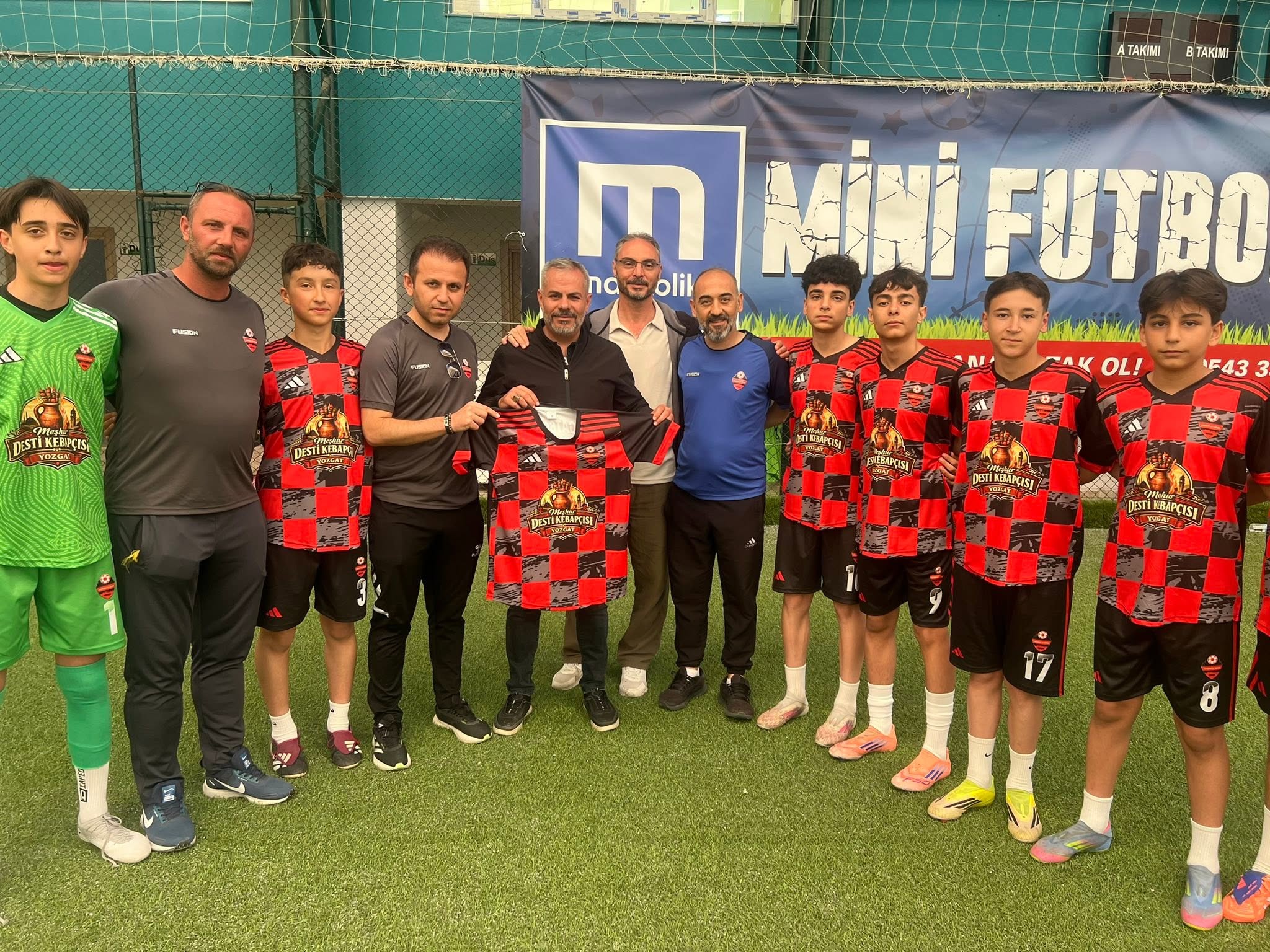 Yozgat66 Spor Kulübü’nün Minik Futbolcularına Anlamlı Forma Desteği