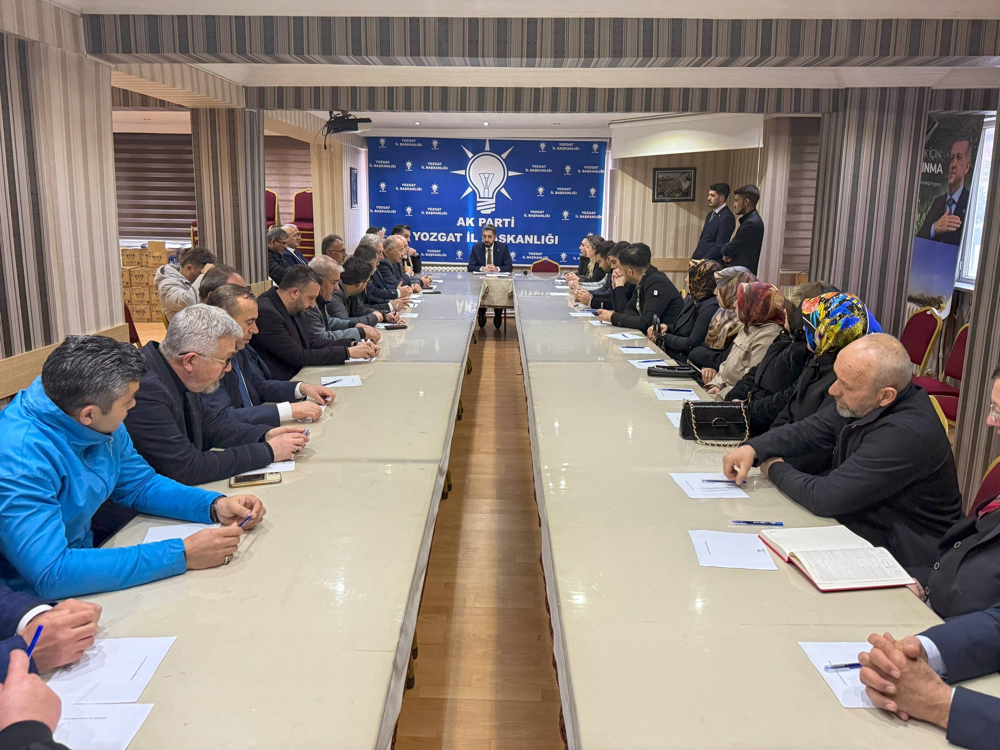 AK Parti Yozgat Merkez İlçe Yeni Yönetimi İlk Toplantısını Gerçekleştirdi