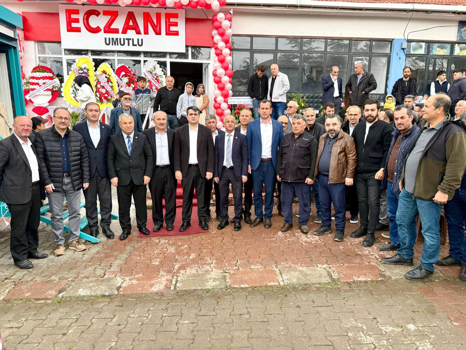 Akdağmadeni Kaymakamı Kaymakçı’dan Umutlu’da Eczane Açılışı