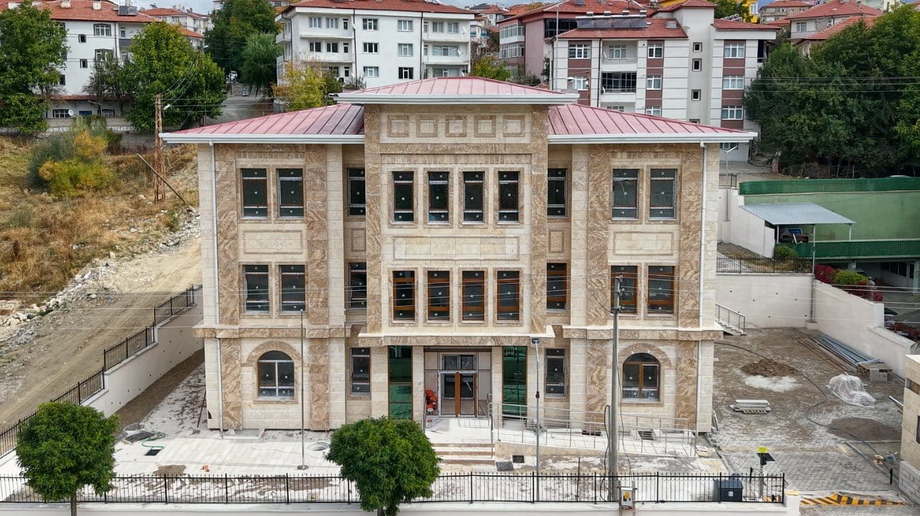 Akdağmadeni’nde Yeni Emniyet Binası Gün Sayıyor