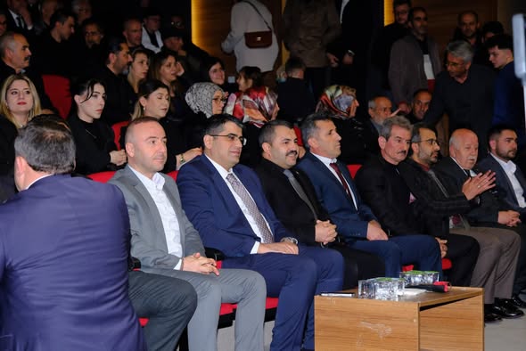 Akdağmadeni’nde “Hasretin İki Yakası” Programı Duygu Dolu Anlara Sahne Oldu