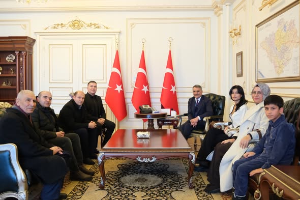 Arabaşı Yutma Yarışması Sonuçlandı, Dereceye Girenler Vali Özkan’la Buluştu