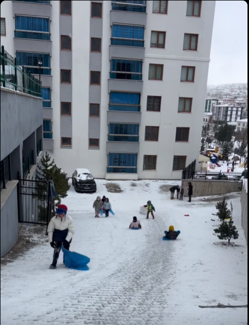 Karın Keyfini Çocuklar Yaşadı