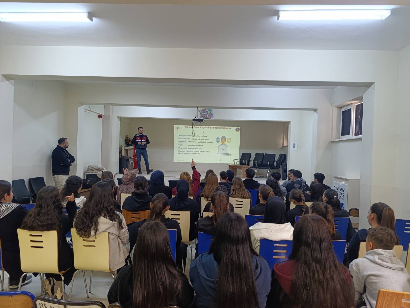 Yozgat’ta Jandarmadan Siber Güvenlik Eğitimi