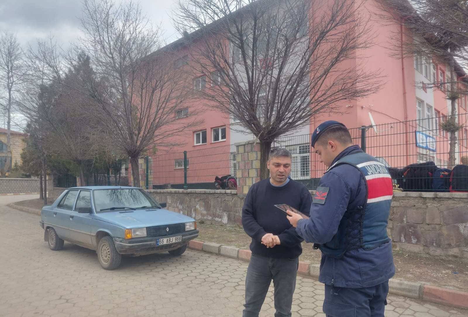 Kadışehri’nde Jandarma Öğrenciler İçin Sahada