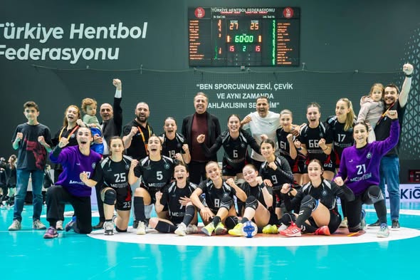 MC Sistem Yozgat GSK Kadın Hentbol Takımı Süper Lig Yolunda Kritik Galibiyet Aldı