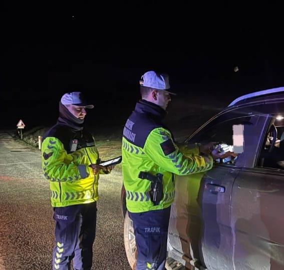 Yozgat’ta Trafik Denetimlerinde Alkollü ve Ehliyetsiz Sürücülere Ağır Ceza