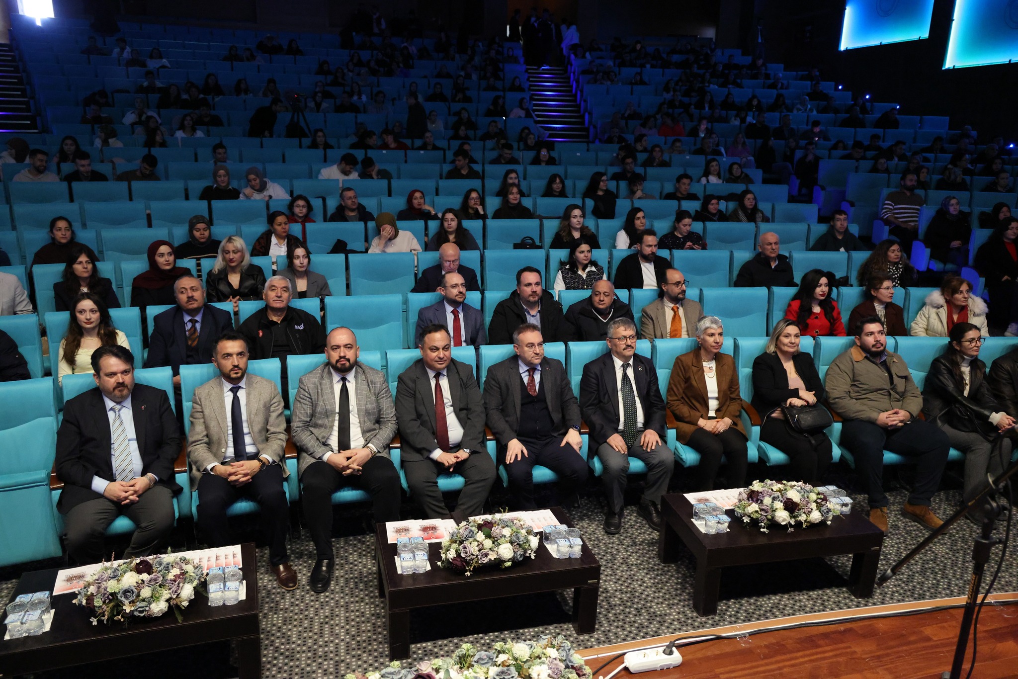 MÜZADER Orkestrası Yozgat'ta Müziğin Büyüsünü Yaşattı 