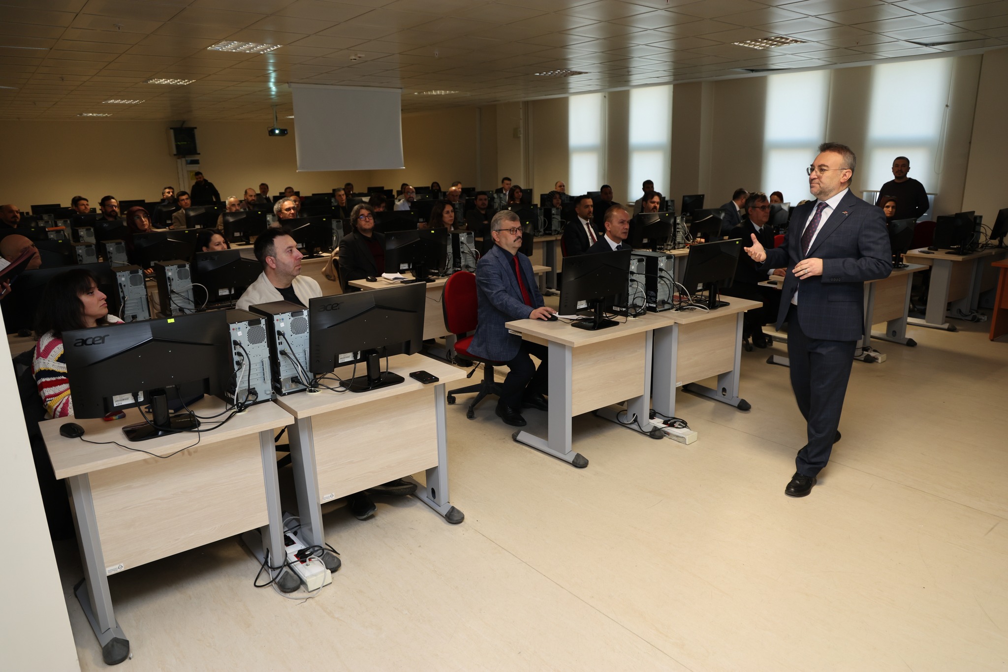 Üniversite Senatosu Dijital Dönüşüm Gündemiyle Toplandı