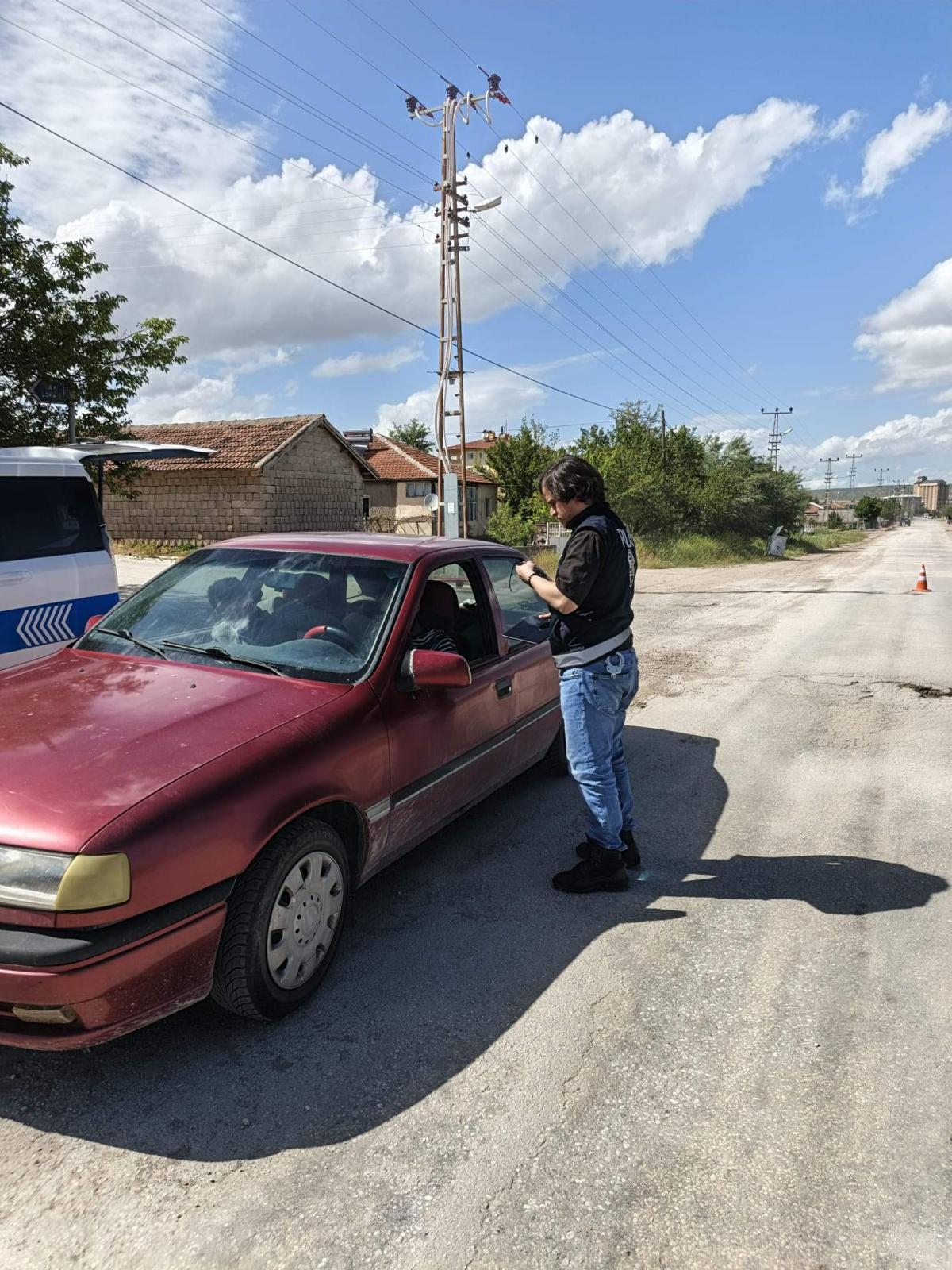 Yenifakılı’da Trafik ve Asayiş Uygulaması