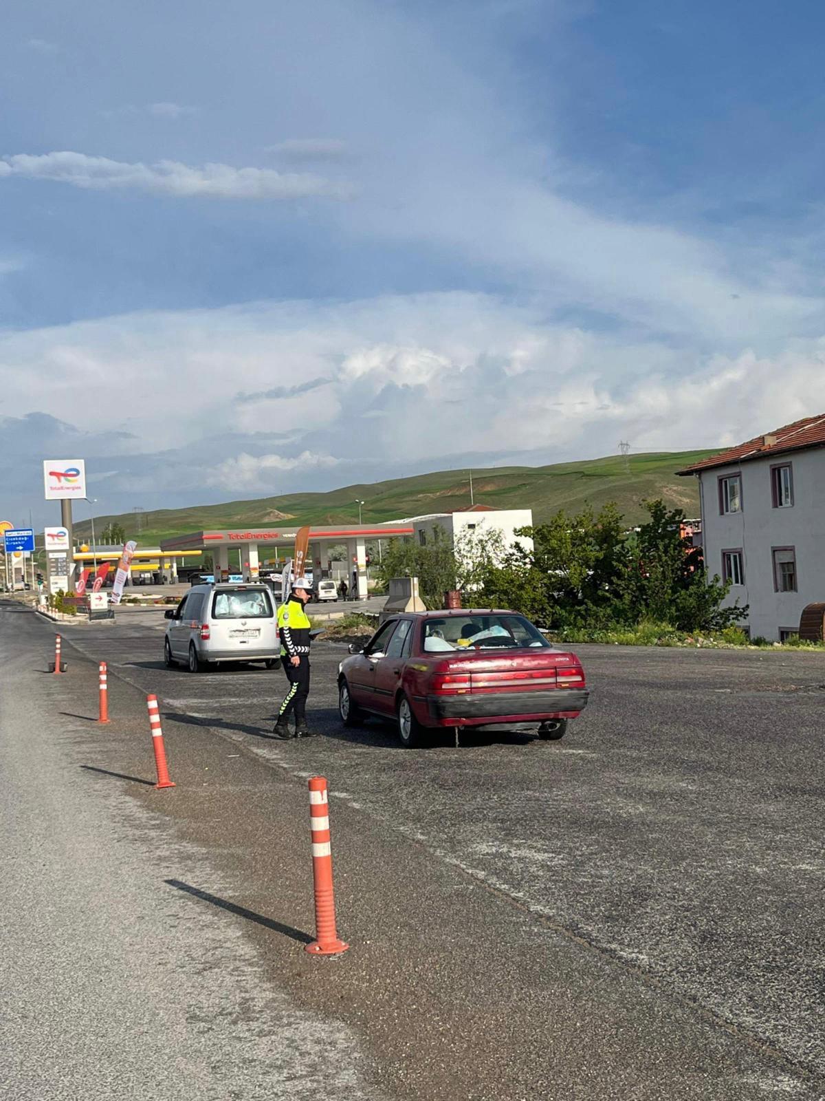 Yerköy’de 76 Kişi ve 50 Araç Kontrol Edildi