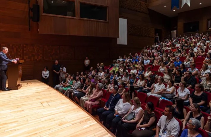 Başkan Tugay “Yuvamız İzmir” Projesiyle Geliyor