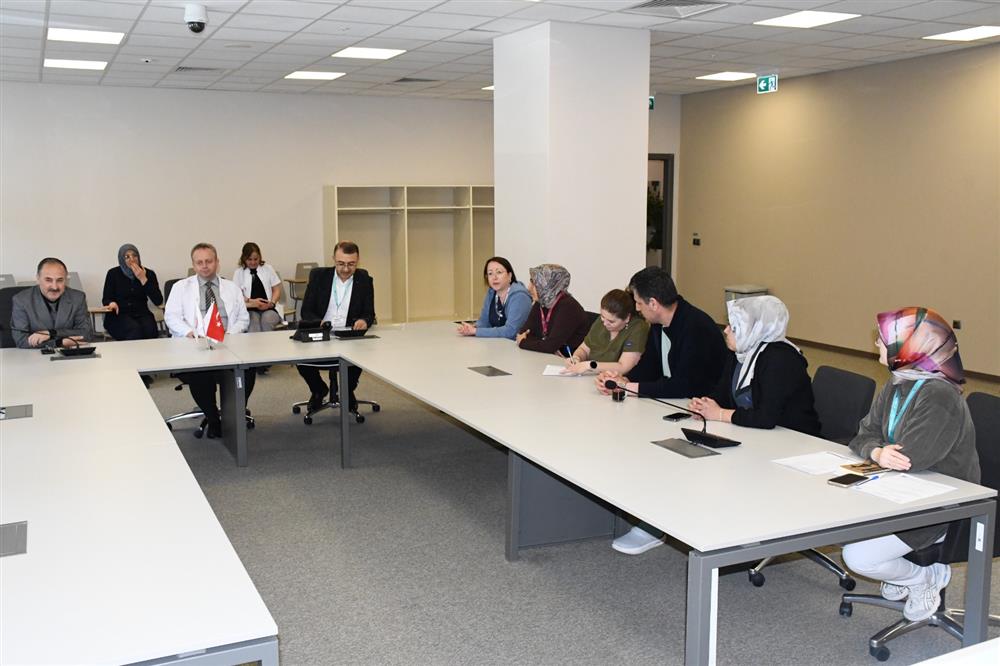  Yozgat Şehir Hastanesi’nde Çalışan Memnuniyeti Toplantısı Gerçekleştirildi